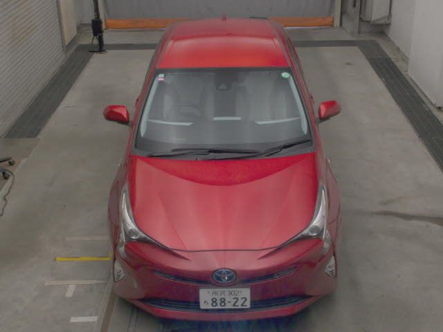 2017 Toyota Prius Aツーリングセレクション auction photo 6