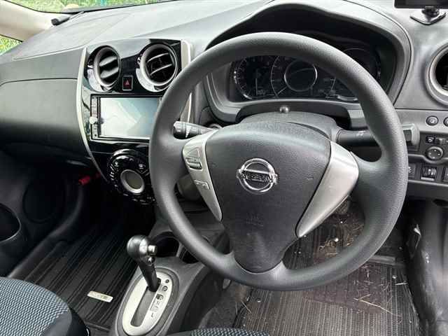 2015 Nissan Note X DIG-S auction photo 3