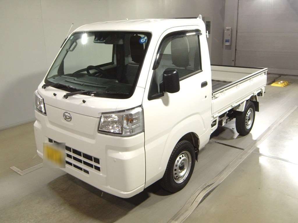 Japan Auction Vehicles 4 2026 Daihatsu Hijet Truck Standard 4WD auction photo
