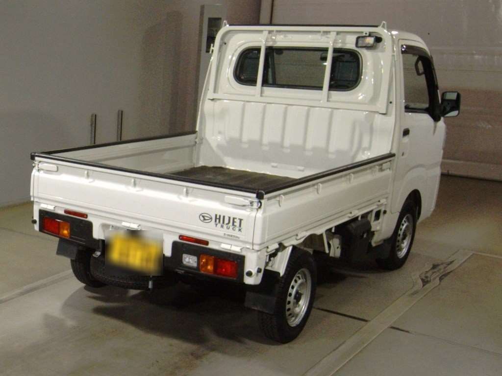 2026 Daihatsu Hijet Truck Standard 4WD auction photo 2