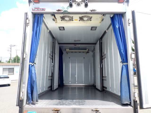 2018 Isuzu Elf 2.95t 冷凍 auction photo 3