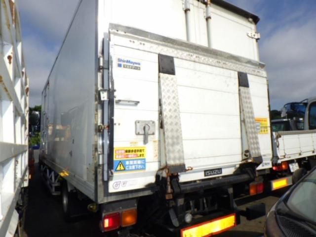 2009 Isuzu Forward 冷蔵冷凍車 auction photo 2