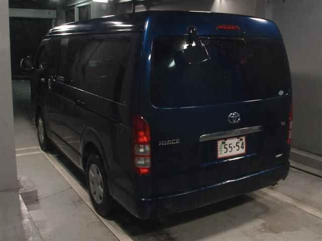 2013 Toyota Hiace 4WD GL auction photo 2