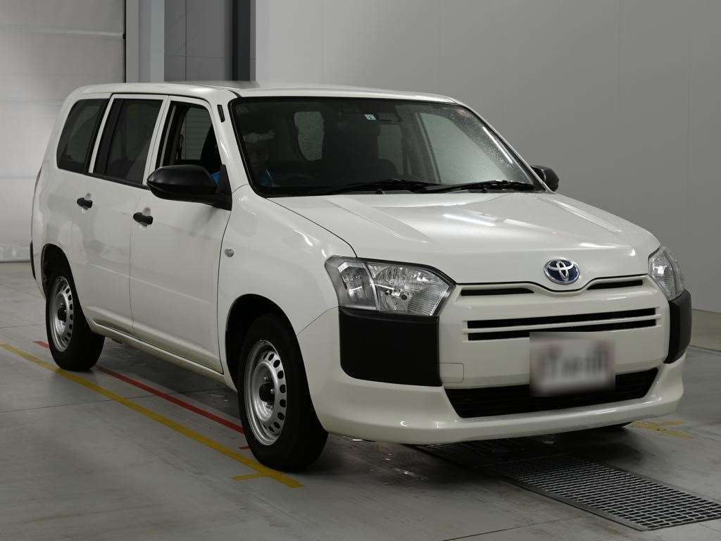 2022 Toyota Probox ハイブリッドDX コンフォート auction photo 5