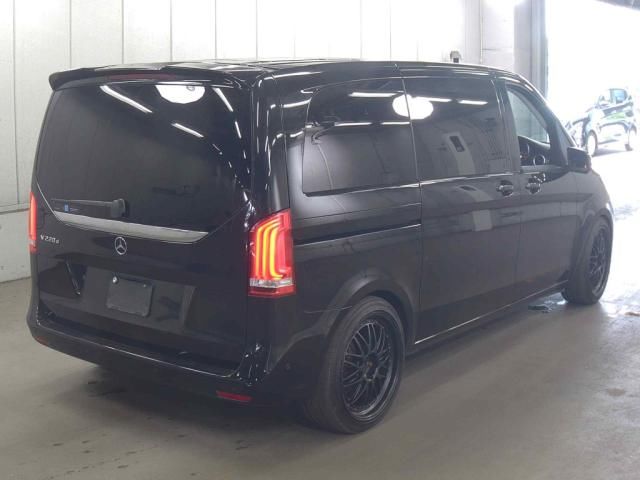 2017 Mercedes-Benz V 220d auction photo 3