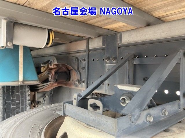 2018 Hino Profia ホロウイング auction photo 13