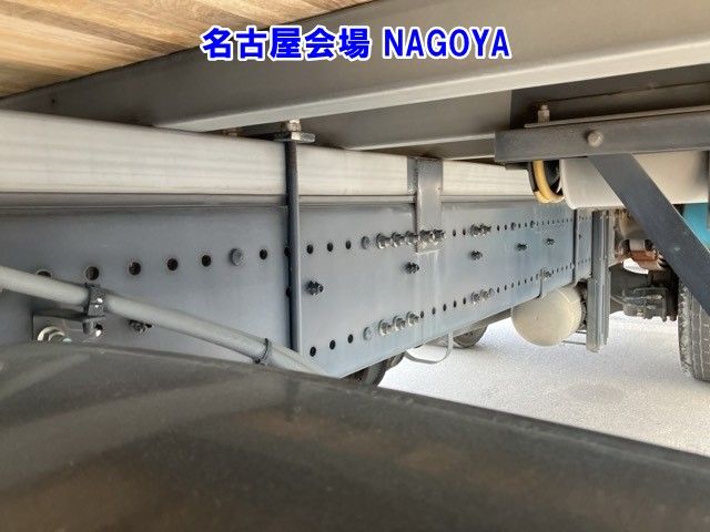 2018 Hino Profia ホロウイング auction photo 11