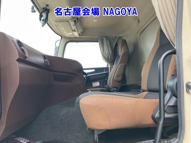2018 Hino Profia ホロウイング auction photo 5