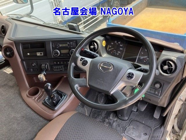 2018 Hino Profia ホロウイング auction photo 4