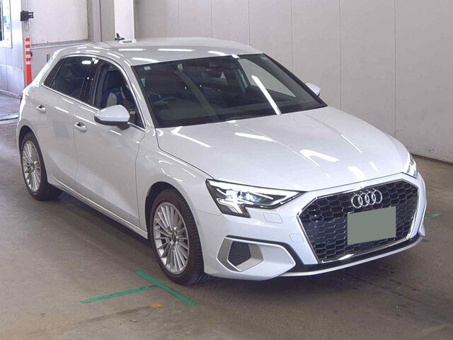 2024 Audi A3 スポB30TFSIアド Japan auction vehicle