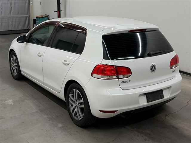 2010 Volkswagen VWゴルフ5HB auction photo 2