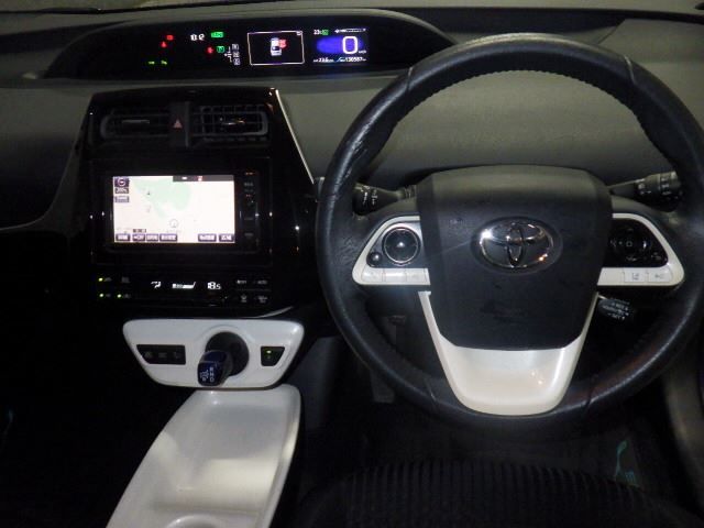 2016 Toyota Prius A auction photo 4