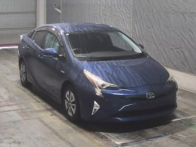 2016 Toyota Prius A auction photo 6