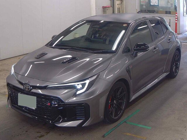 2025 Toyota GRカローラ RZ 4WD auction photo 4