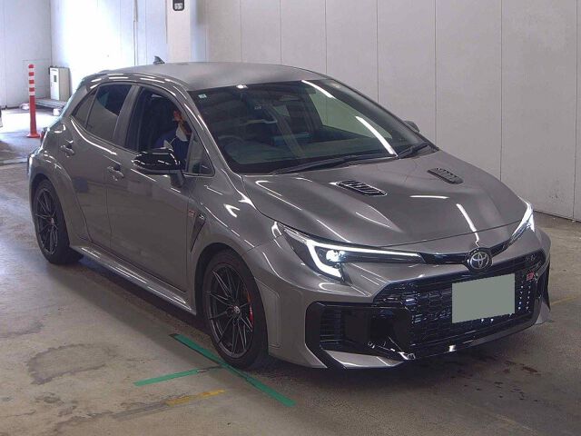 Japan Auction Vehicles 8 2025 Toyota GRカローラ RZ 4WD auction photo