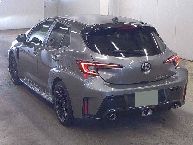2025 Toyota GRカローラ RZ 4WD auction photo 2