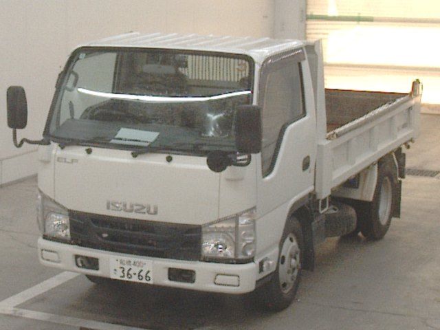 Japan Auction Vehicles 10 2017 Isuzu Elf dump auction photo