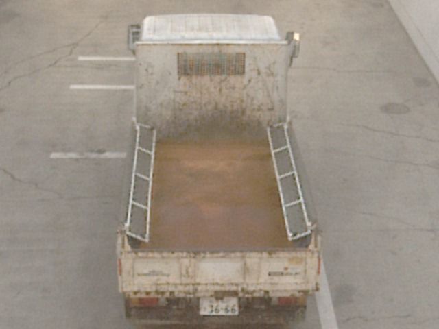 2017 Isuzu Elf dump auction photo 3