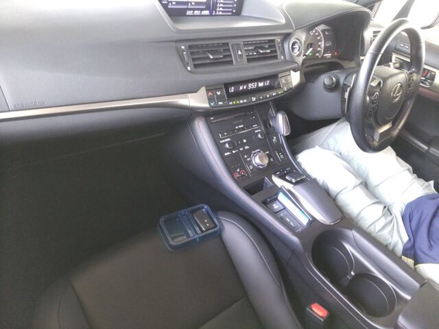 2022 Lexus CT CT200H Cheritzlin auction photo 3