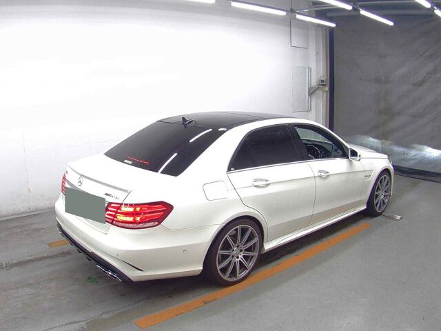 2014 Mercedes-Benz E-Class E63 auction photo 5