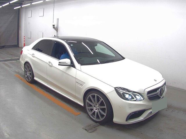 Japan Auction Vehicles 8 2014 Mercedes-Benz E-Class E63 auction photo