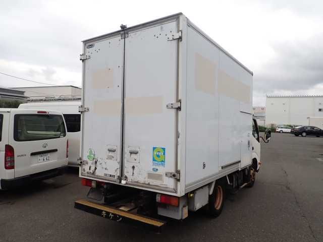 2012 Toyota Dyna 1.8t Frozen auction photo 2