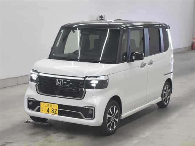 2026 Honda N_BOXカスタム Two-tone coordinated style auction photo 4