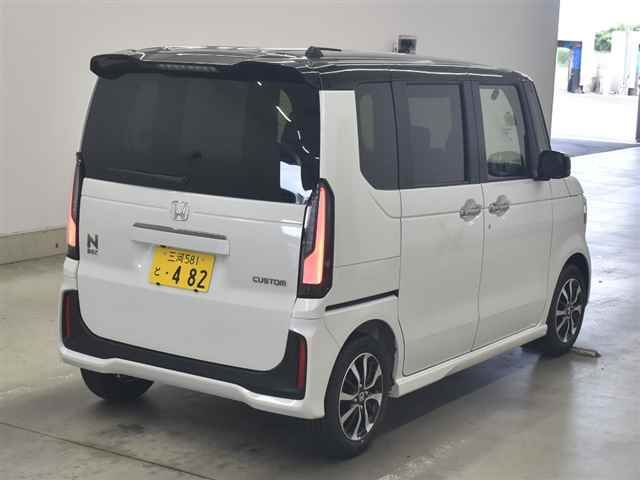 2026 Honda N_BOXカスタム Two-tone coordinated style auction photo 5