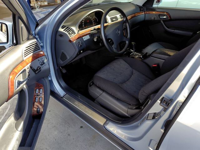 1999 Mercedes-Benz S-Class S320 auction photo 3