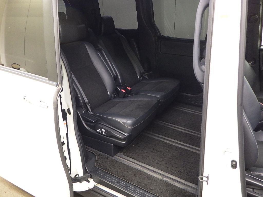 2018 Toyota Noah Si W×B 7人 auction photo 7
