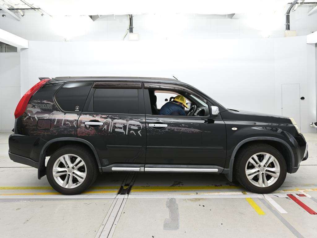 2010 Nissan X-Trail 20X エクストリーマーX 4WD auction photo 3