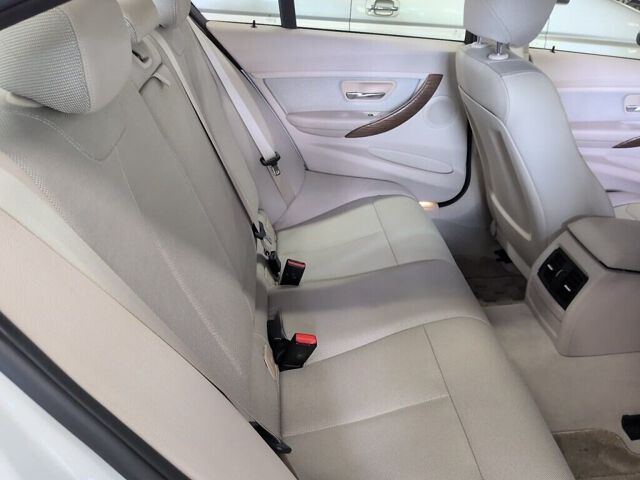 2013 BMW 3 Series 320DブルPモダン auction photo 6