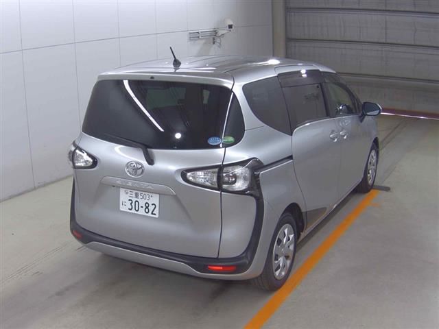 2018 Toyota Sienta G auction photo 4