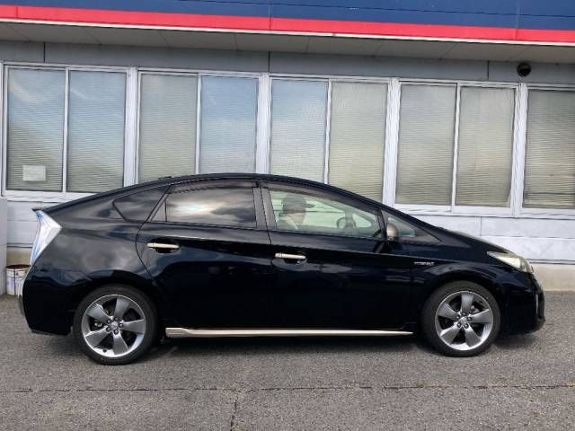 2015 Toyota Prius Sツーリングセレクション・マイコーデ auction photo 2
