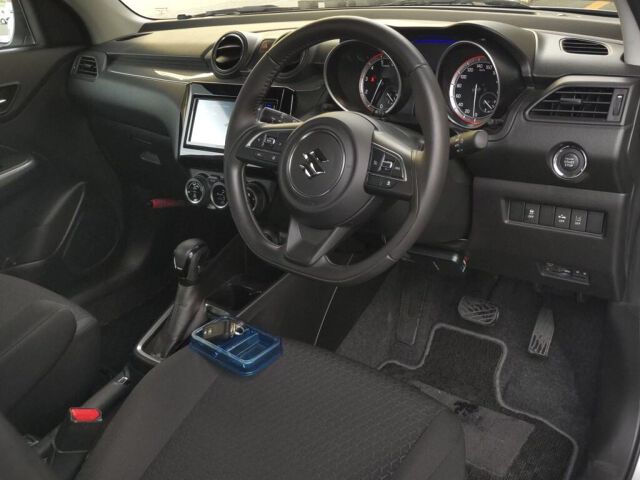 2019 Suzuki Swift XG Limited auction photo 3