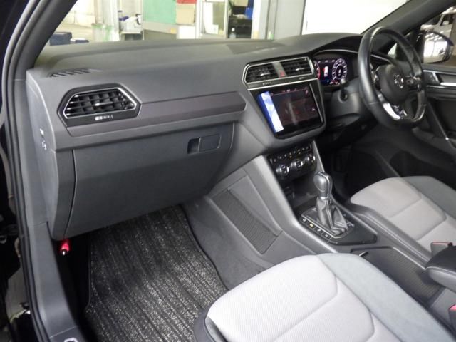 2018 Volkswagen VW ティグアンRライン TSI auction photo 2