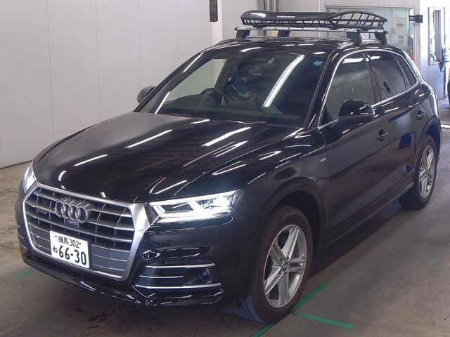 2019 Audi Q5 2.0TFSIQスポSラ 4WD auction photo 4