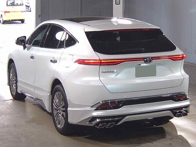2026 Toyota Harrier Z Leather Package auction photo 2