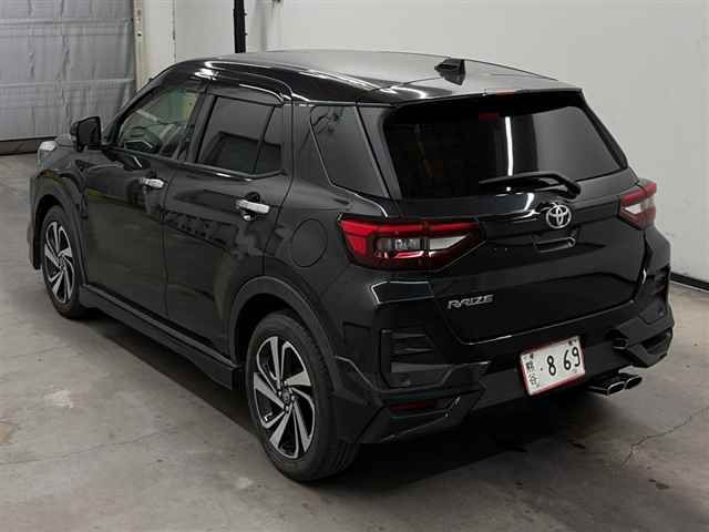 2022 Toyota Raize Z 4WD auction photo 2