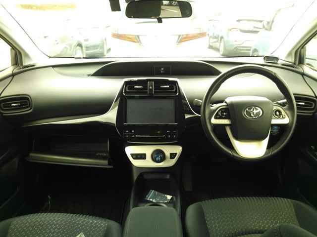 2017 Toyota Prius S auction photo 8