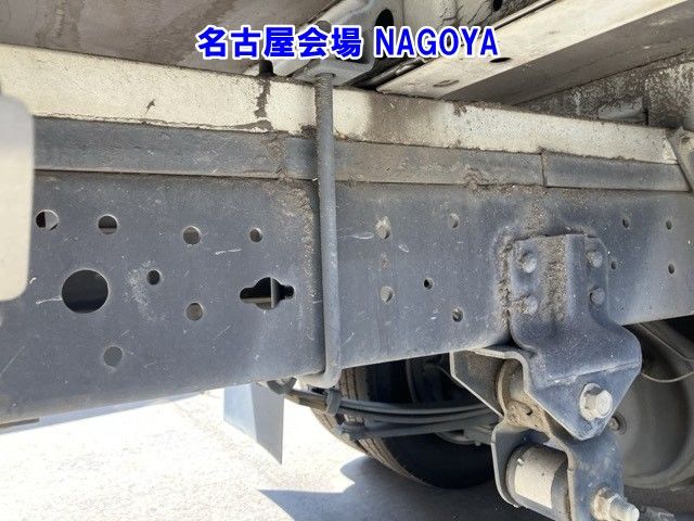 2018 Hino Dutro ヒラ auction photo 16
