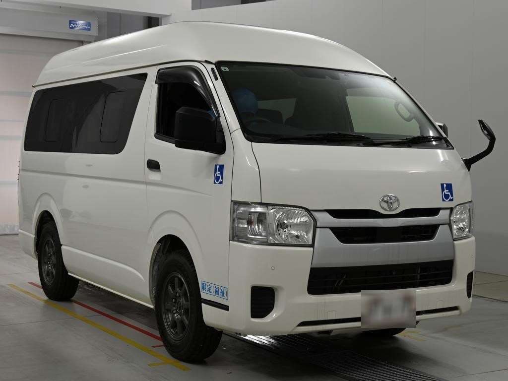 2021 Toyota Hiace DX Welcab auction photo 5