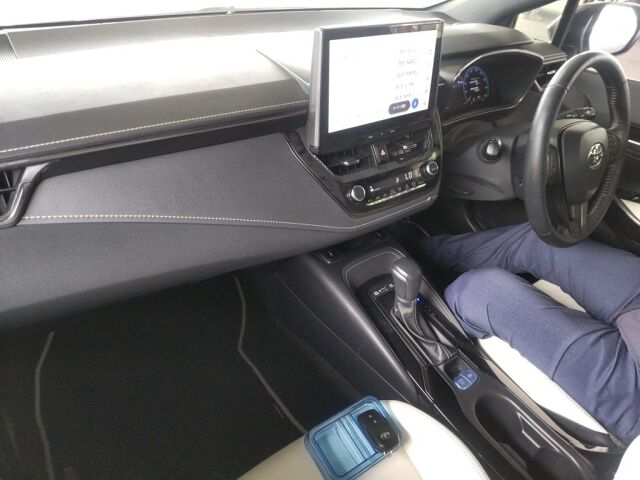 2023 Toyota Corolla Touring ハイブリッドWXB auction photo 3