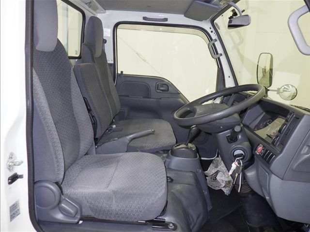 2019 Isuzu Elf Flatbed auction photo 5