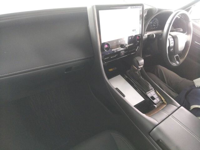 2024 Toyota Alphard Z auction photo 3