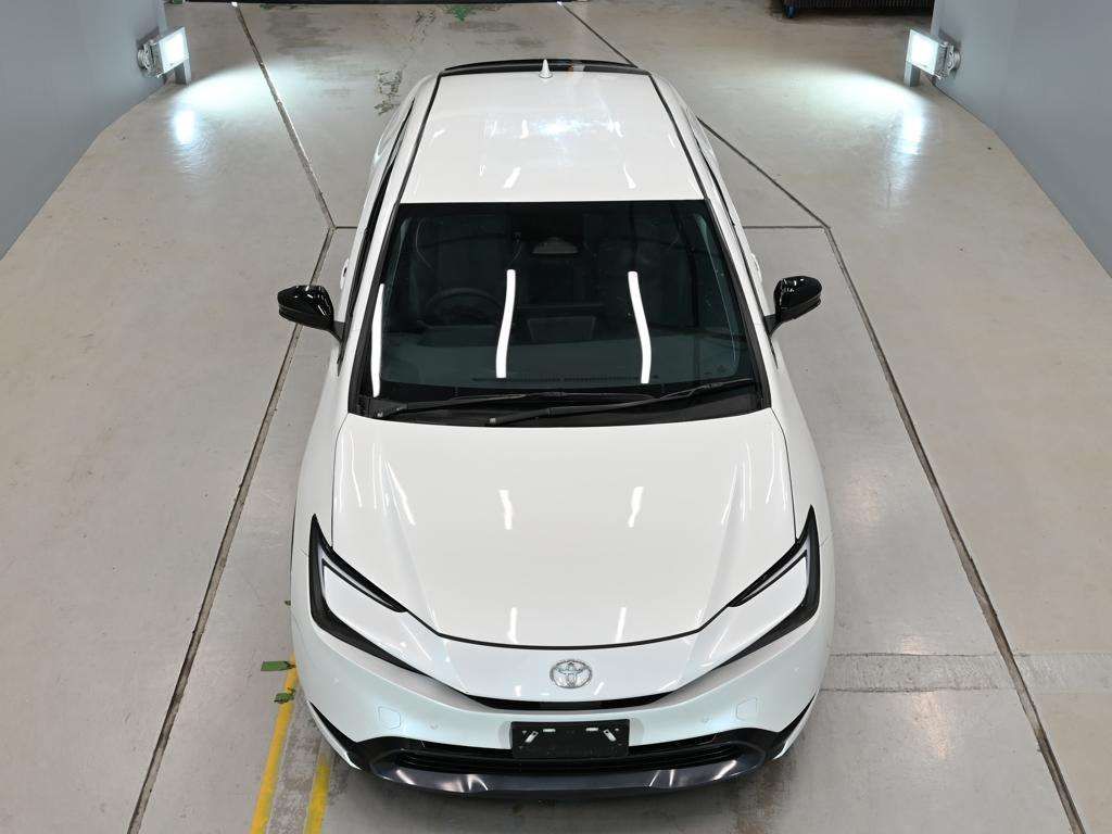 2025 Toyota Prius PHEV Z auction photo 7