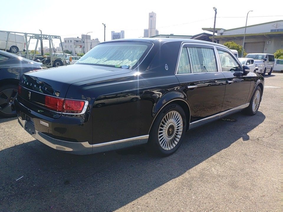 2019 Toyota Century auction photo 2