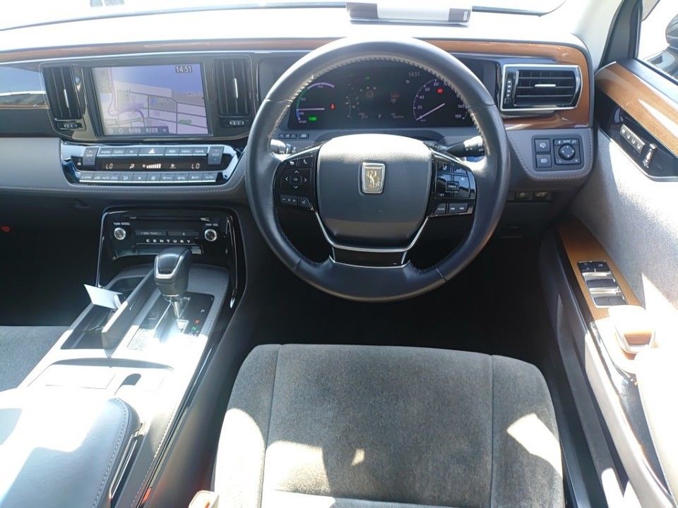 2019 Toyota Century auction photo 3