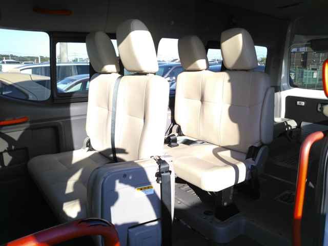 2019 Nissan NV350 Caravan チェアキャブ auction photo 9
