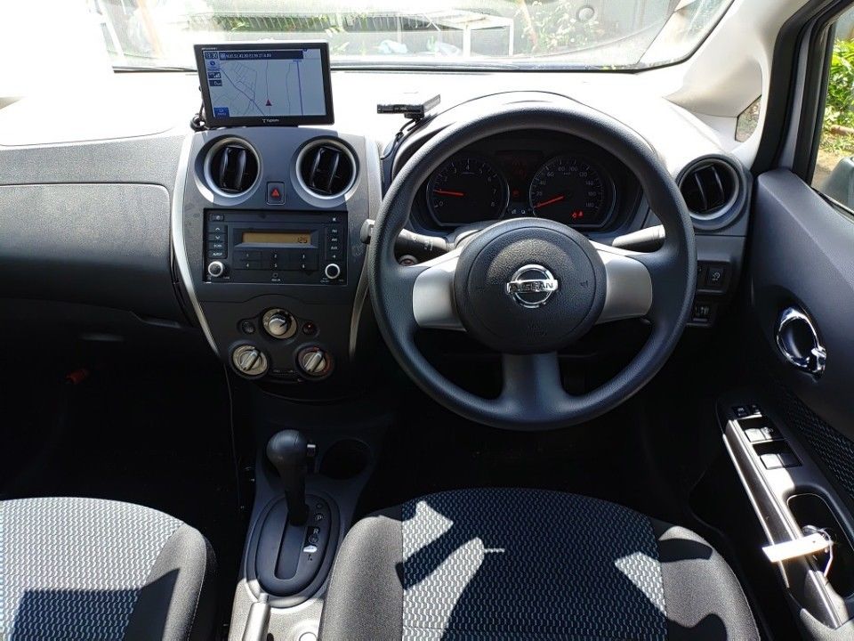 2012 Nissan Note auction photo 3